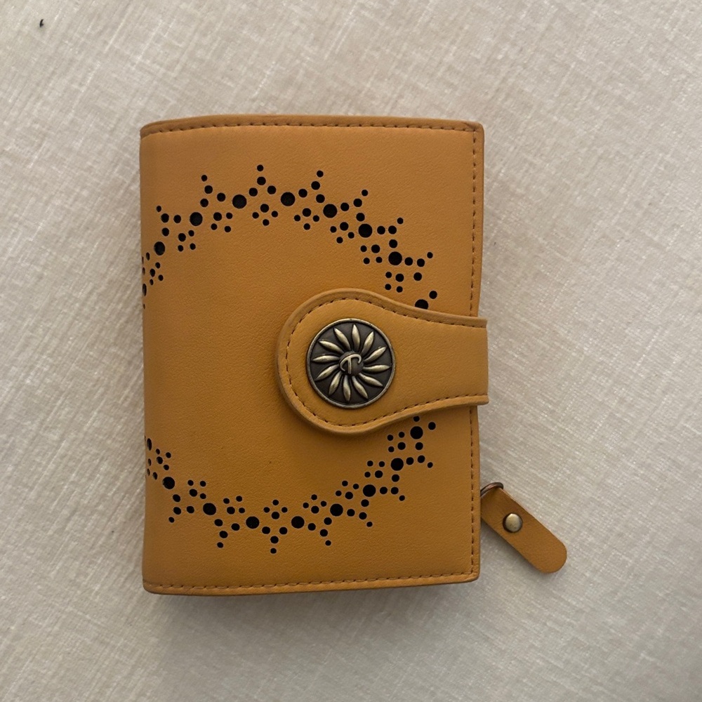 Orange/yellow spring/summer wallet